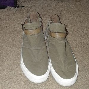 Blowfish boots